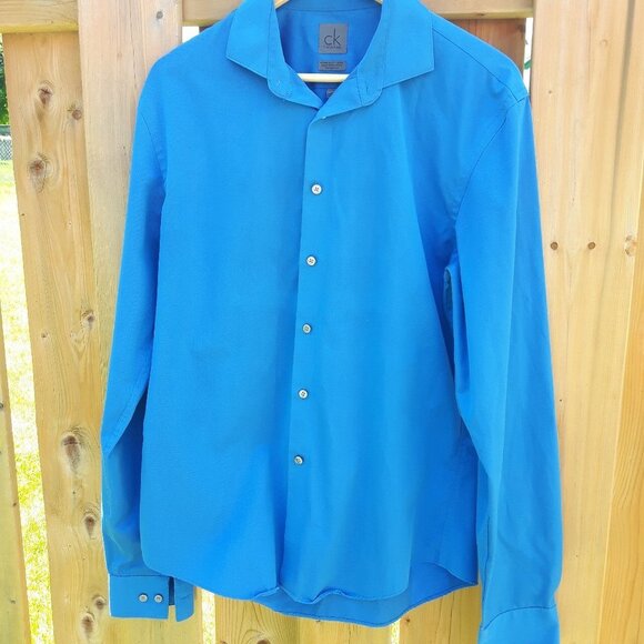 Attractive Calvin Klein Button Up Blouse - Picture 3 of 4